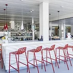Hotell Caserio 4*