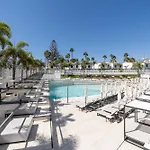Hotel Caserio 4*