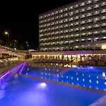 Hotel Caserio 4*