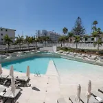 Hotel Caserio